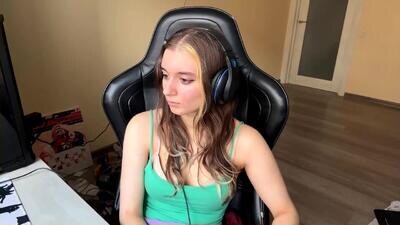 norinefrymyer public webcam profile photo 4