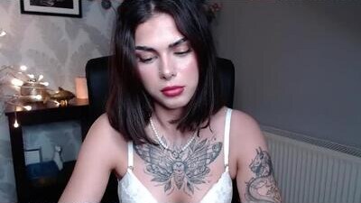nova_sin public webcam profile photo 8