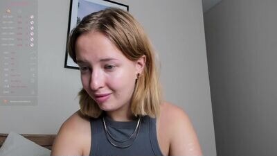 nura_vura public webcam profile photo 4