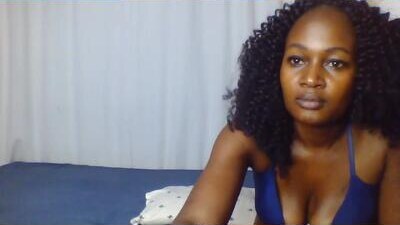 nutgal_ public webcam profile photo 10