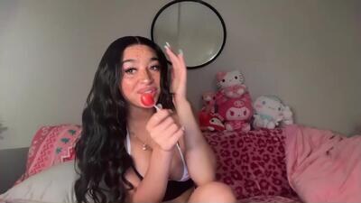 nylasinns public webcam profile photo 2