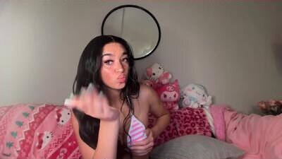 nylasinns public webcam profile photo 6