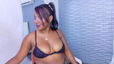 nympho_bff public webcam profile photo 3