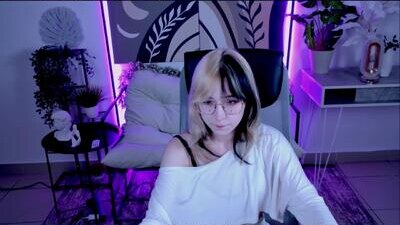 nyxcalderra public webcam profile photo 7