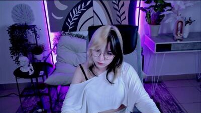 nyxcalderra public webcam profile photo 9