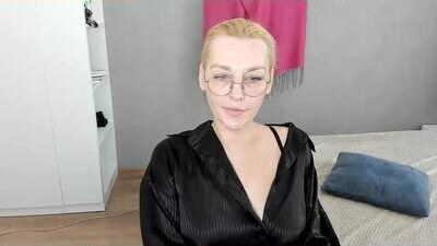 oeigesmik public webcam profile photo 6