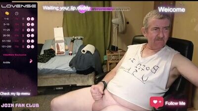 oldnewfun public webcam profile photo 2