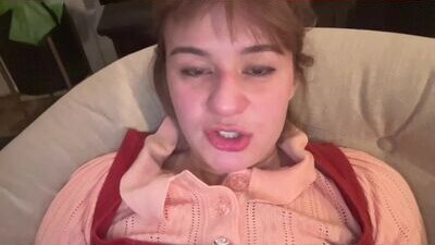 olive_nextdoor public webcam profile photo 5