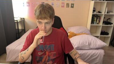 olivertasty public webcam profile photo 9