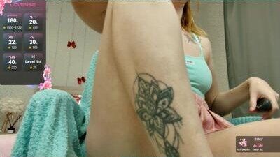 olivia_k_ public webcam profile photo 6
