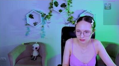 olivia_kit public webcam profile photo 7