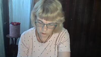 olivia_mia25 public webcam profile photo 4