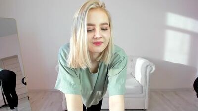 oliviabr0wn public webcam profile photo 3