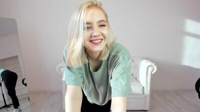 oliviabr0wn public webcam profile photo 4