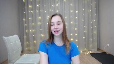 oliviakendal__ public webcam profile photo 4