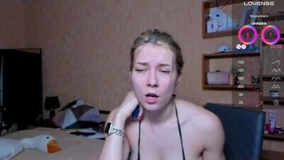 oliviamur1 public webcam profile photo 9