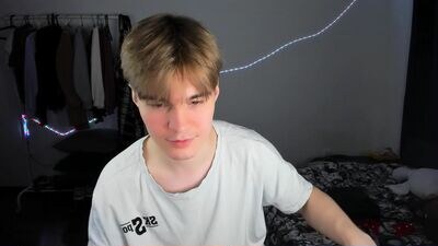 ololkd public webcam profile photo 2
