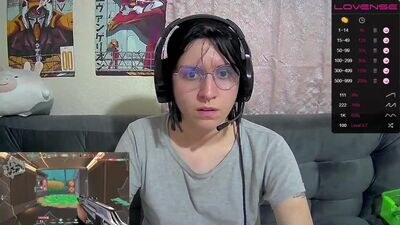 omedeto_akira public webcam profile photo 3