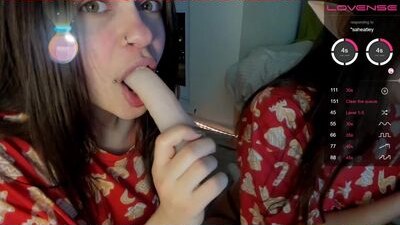 omekalee public webcam profile photo 7
