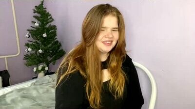 omellyoo public webcam profile photo 6