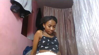 orianie064 public webcam profile photo 9