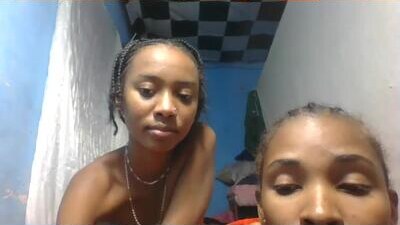 orphanie68 public webcam profile photo 5