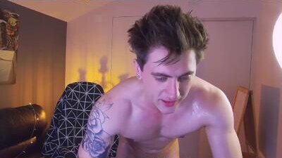 oscar_miller_ public webcam profile photo 7