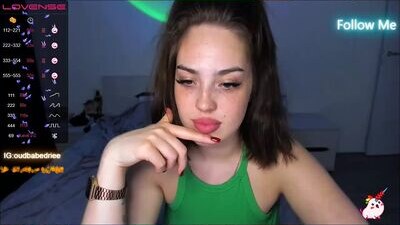 oudreymeow public webcam profile photo 6