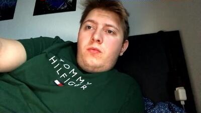 outflayd public webcam profile photo 5