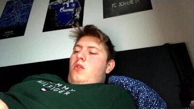 outflayd public webcam profile photo 9