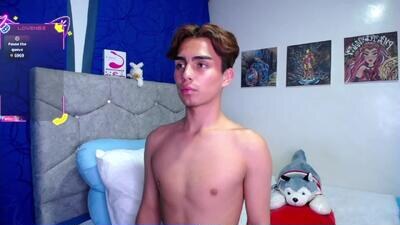 owenblue__ public webcam profile photo 2