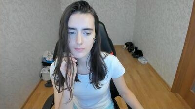 owlemily public webcam profile photo 3