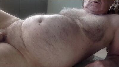 ozhairybearxxxx public webcam profile photo 8