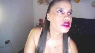 pamela_guzmaan_ public webcam profile photo 10