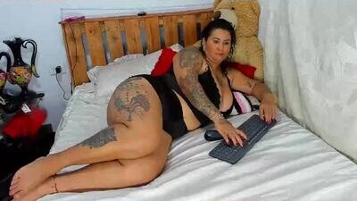 pamelaruiizz3 public webcam profile photo 6