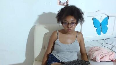 paola_torres3 public webcam profile photo 3
