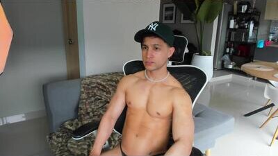 paul_reyborg public webcam profile photo 8