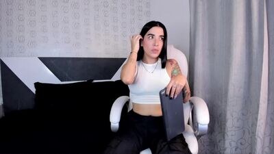 paulinaa_cruz public webcam profile photo 4