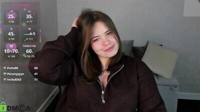 pauline_moore public webcam profile photo 5