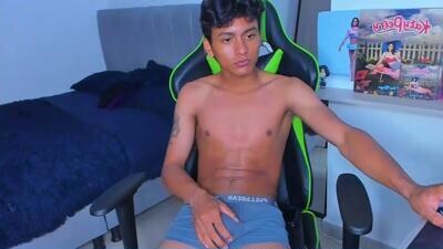 paultallx public webcam profile photo 3