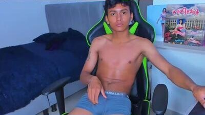 paultallx public webcam profile photo 5