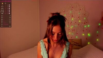 pauly_loweell public webcam profile photo 8
