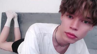 pawclaw public webcam profile photo 5