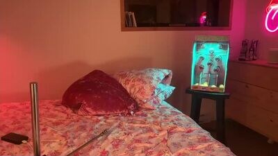 peacheekitty public webcam profile photo 4