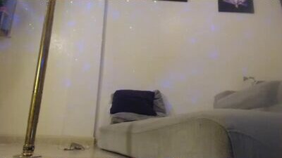 peaches_n_creem public webcam profile photo 6