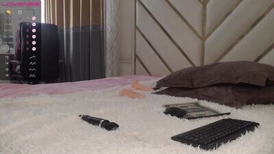 perv_ju public webcam profile photo 3