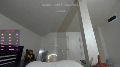 petals_rose99 public webcam profile photo 4