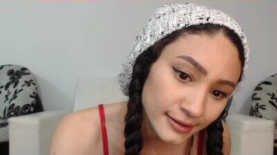 petite_kurly_qt public webcam profile photo 6