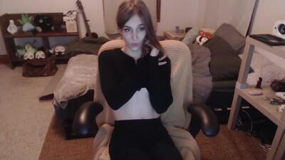 petitecut public webcam profile photo 2