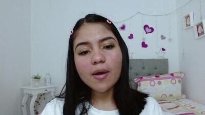 petitedanna public webcam profile photo 2